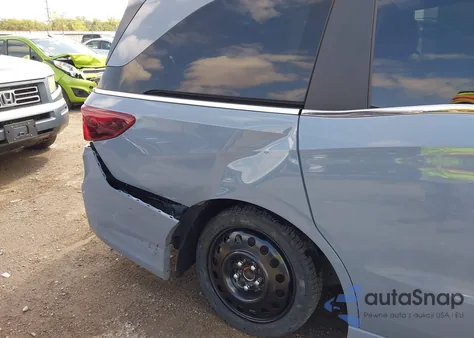 2025 Honda Odyssey Touring z USA, uszkodzony, nr VIN 5FNRL6H82SB002011